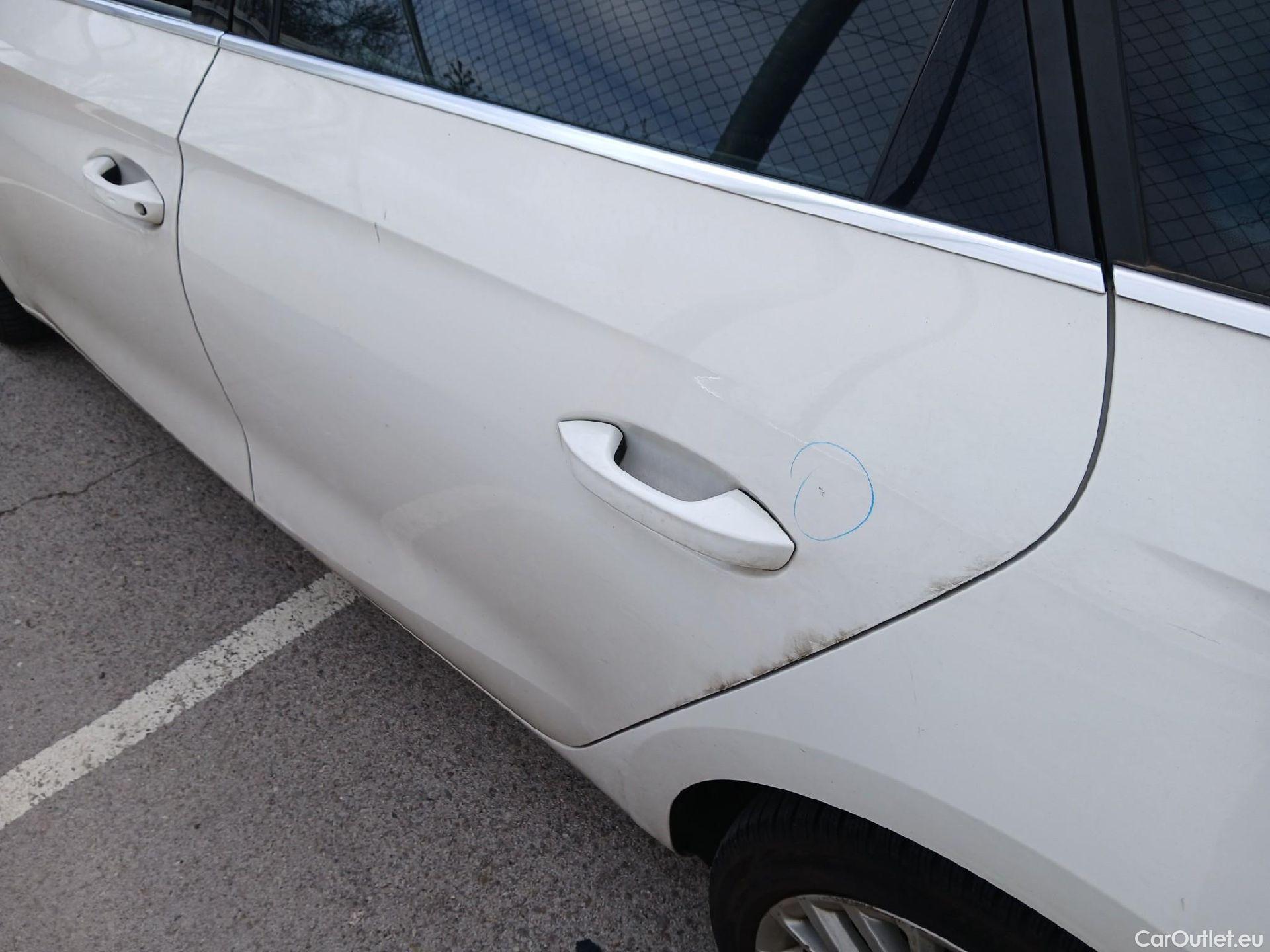  Seat  Leon SEAT Nuevo León / 2020 / 5P / familiar SP 1.4 e-Hybrid DSG S&S Xcellence Go L #14