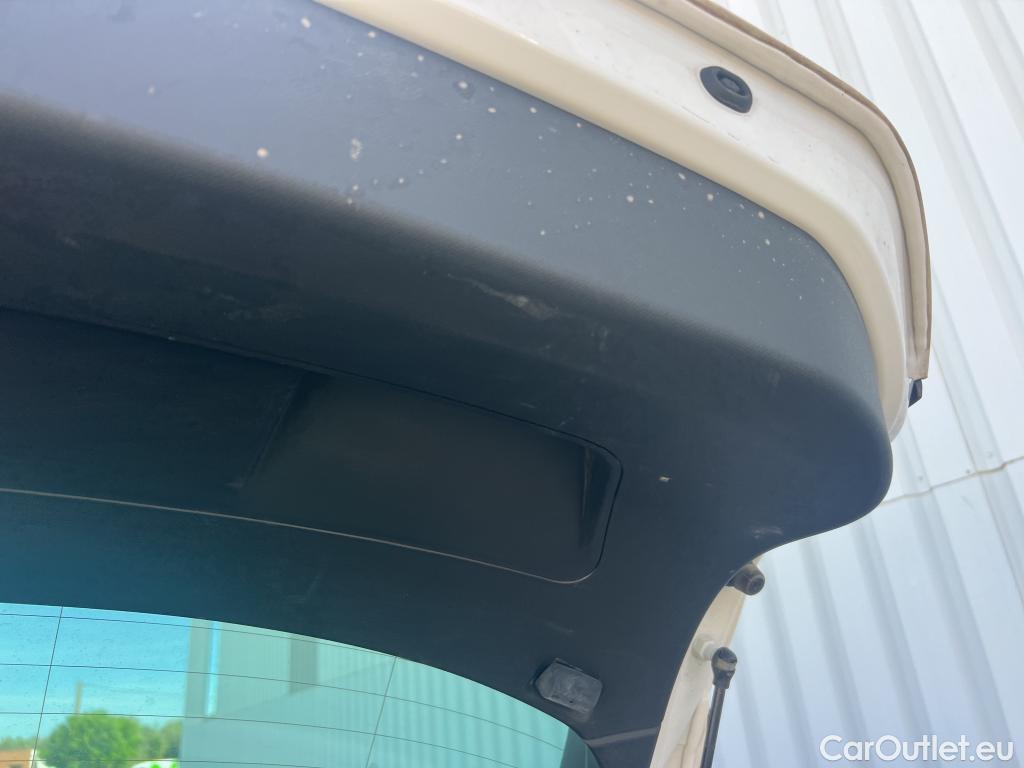  Seat  Leon SEAT Nuevo León / 2020 / 5P / berlina con portón 1.0 TSI 81kW S&S Style Go (AC) #9