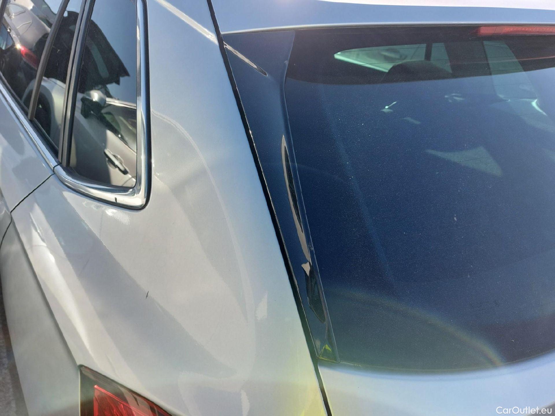  Skoda  KAMIQ SKODA  / 2019 / 5P / todoterreno 1.0 TSI 81kW (110CV) Emotion #25