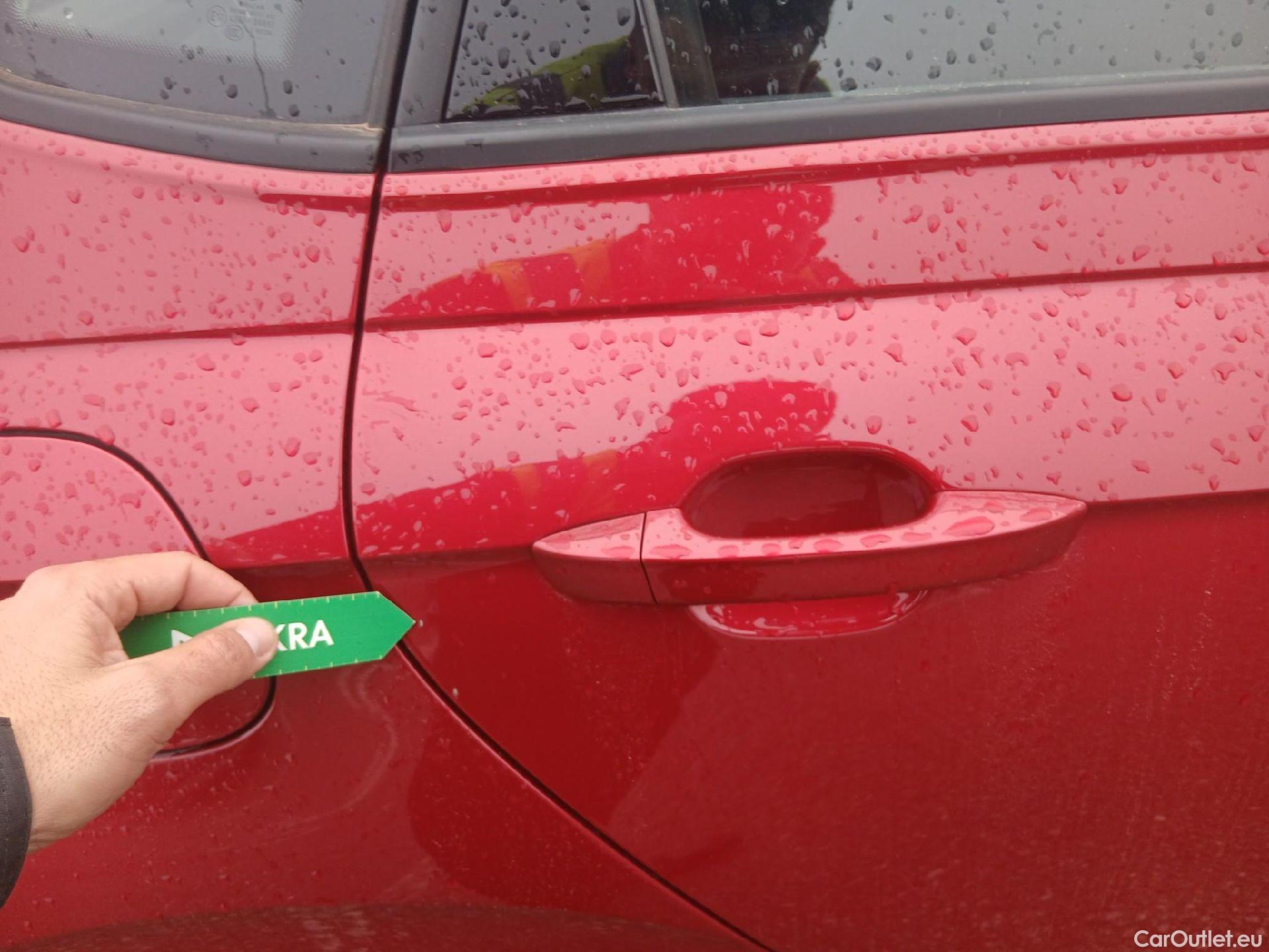  Volkswagen  Polo VOLKSWAGEN  / 2021 / 5P / berlina con portón Life 1.0 TSI 70kW (95CV) #19