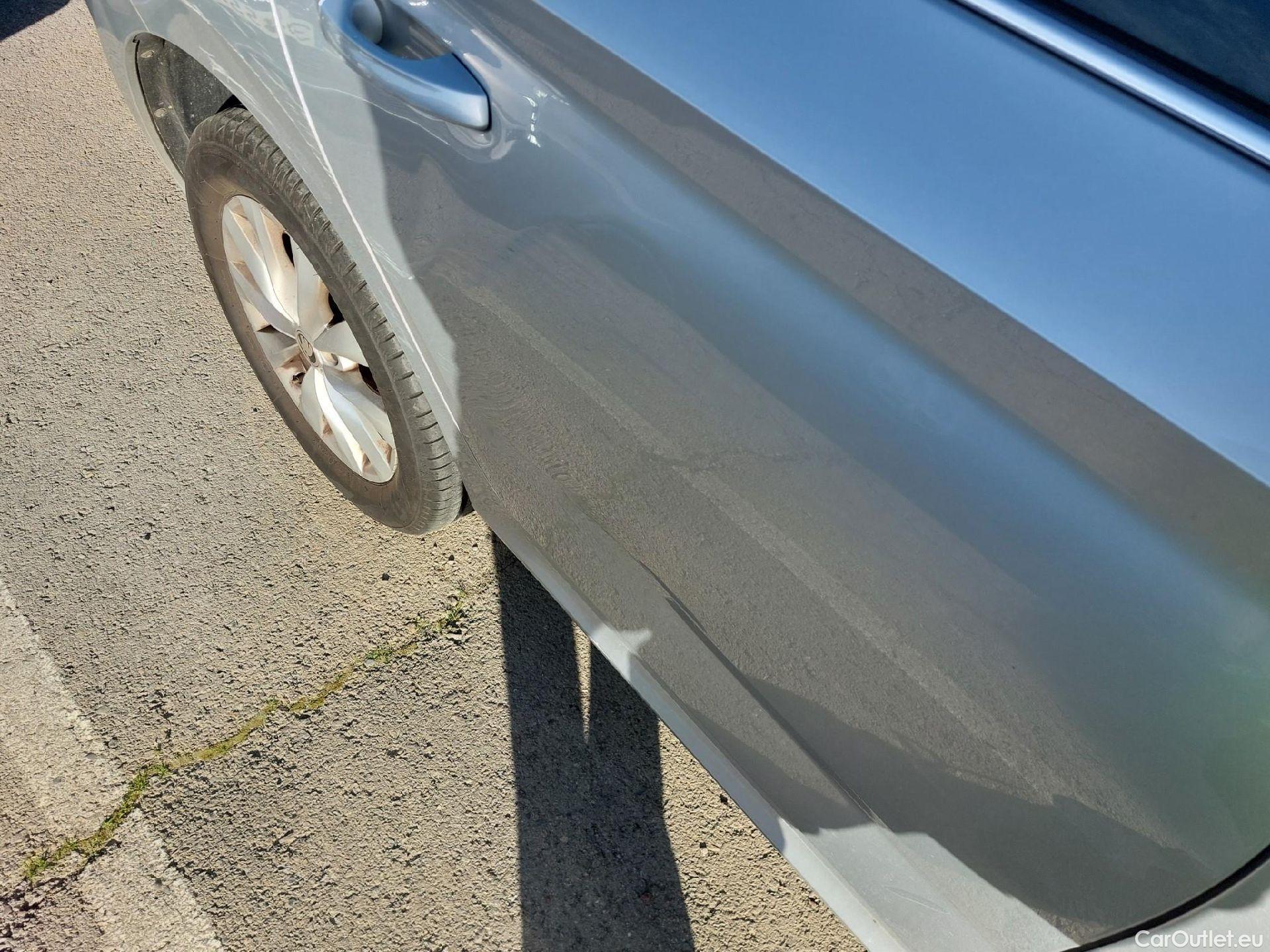  Skoda  KAMIQ SKODA  / 2019 / 5P / todoterreno 1.0 TSI 81kW (110CV) Emotion #31