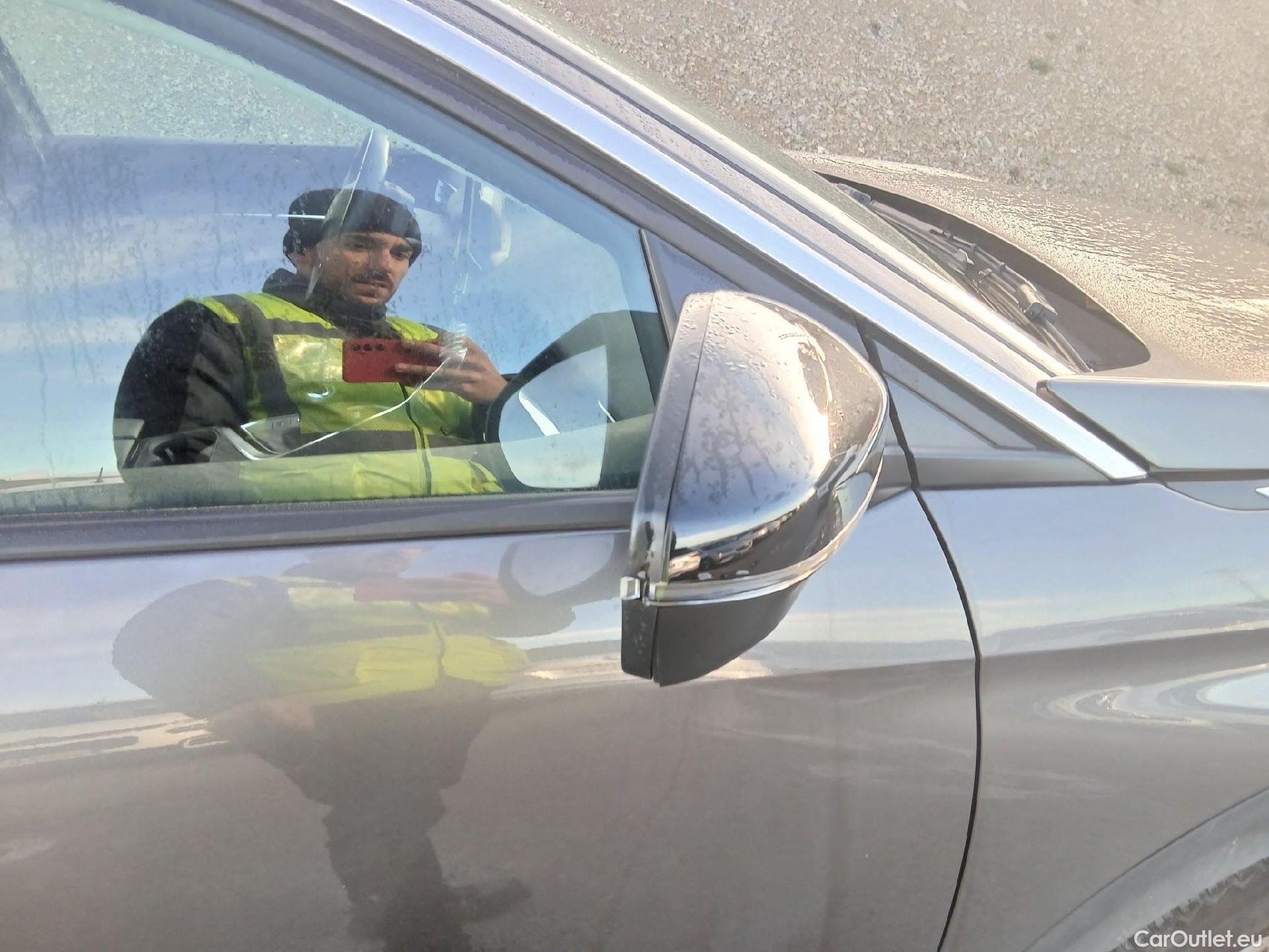  Peugeot  3008 PEUGEOT  / 2020 / 5P / todoterreno 1.5 BlueHDi 96kW (130CV) S&S Active Pack (AC3) #21