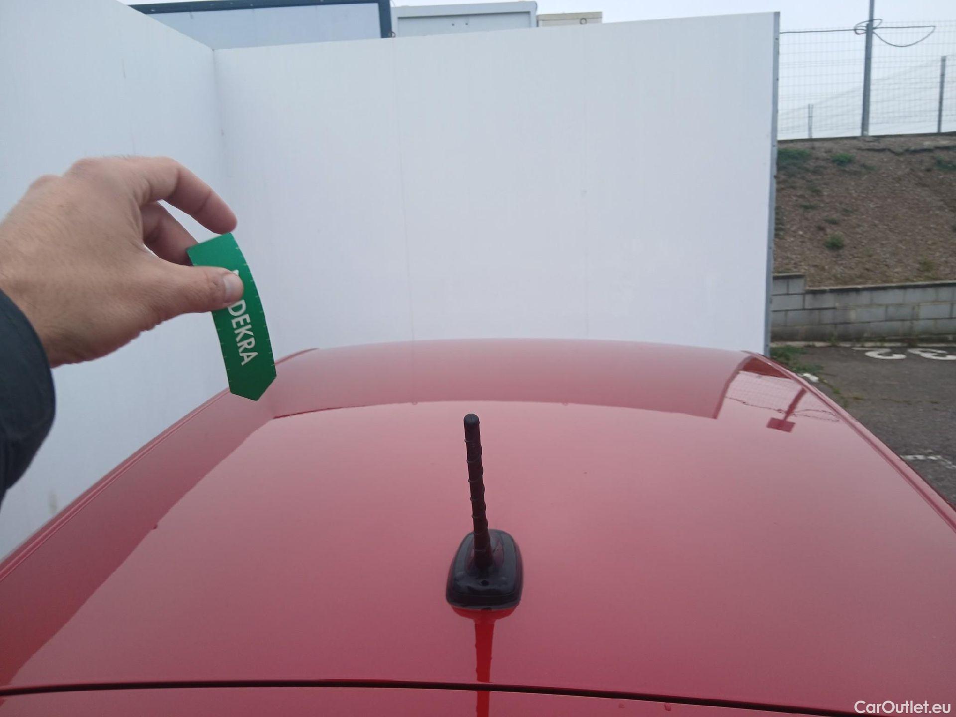  Volkswagen  Polo VOLKSWAGEN  / 2021 / 5P / berlina con portón Life 1.0 TSI 70kW (95CV) #21