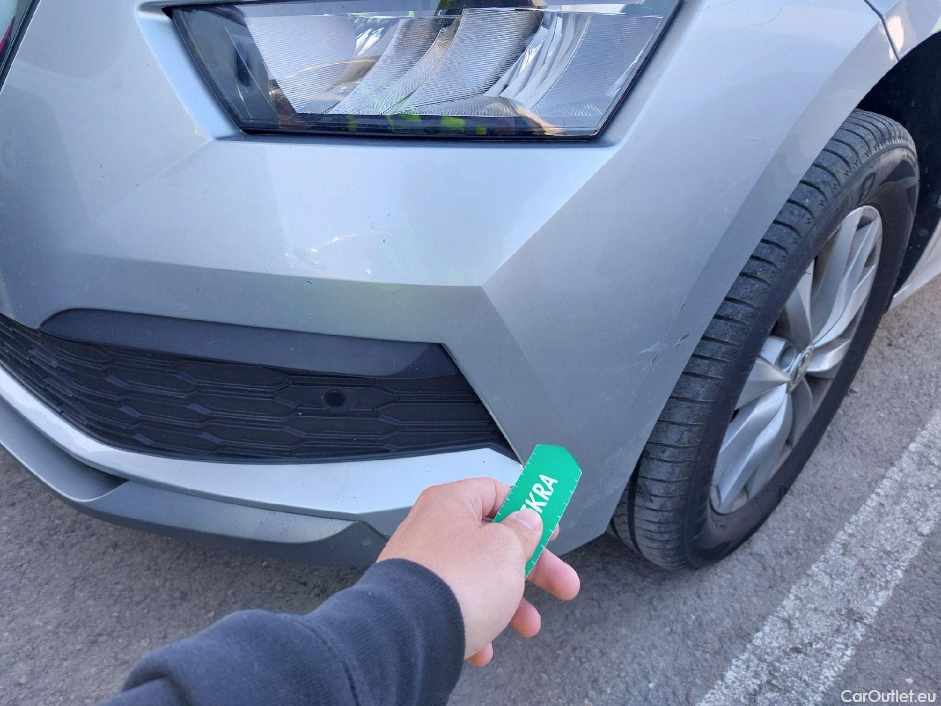  Skoda  KAMIQ SKODA  / 2019 / 5P / todoterreno 1.0 TSI 81kW (110CV) Emotion #5