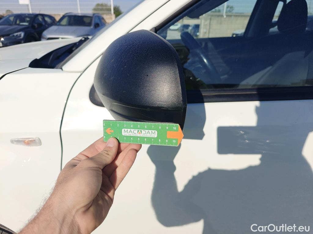  Mitsubishi  L200  / 2019 / 4P / pickup doble cabina D/C 220 DI-D M-Pro #31