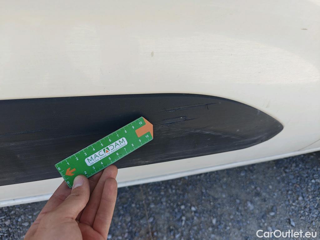  Opel  Combo OPEL  / 2018 / 3P / furgón derivado de turismo 1.5 TD 75kW (100CV) Express L H1 650kg (AC) #52