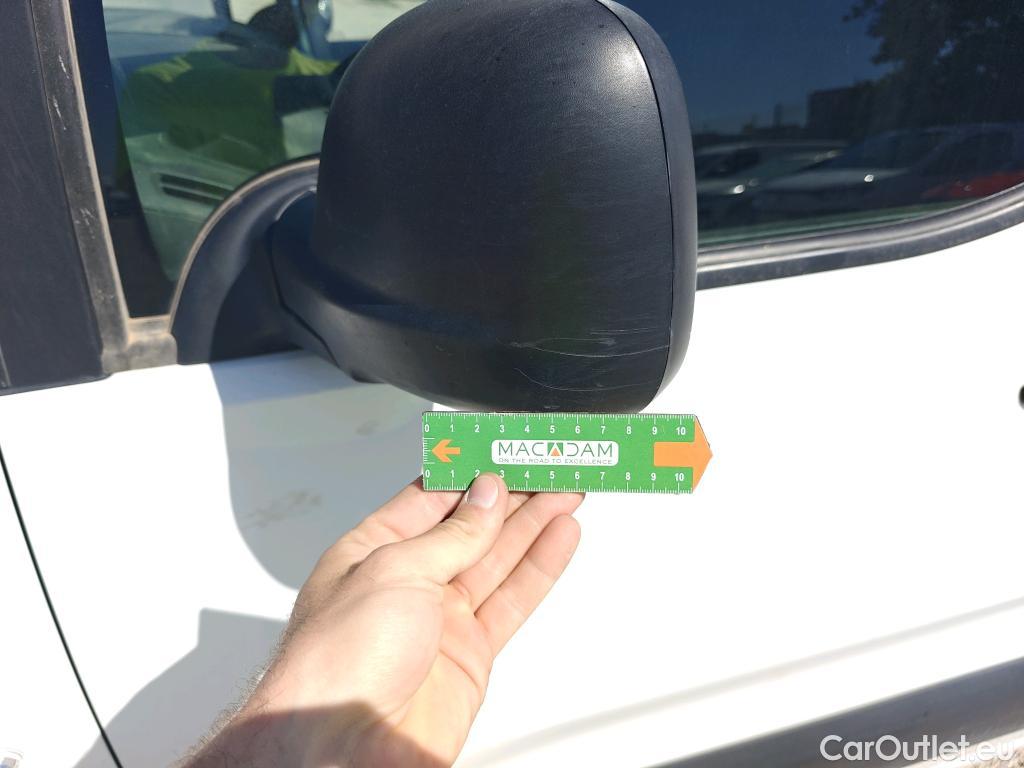  Opel  Combo OPEL  / 2018 / 3P / furgón derivado de turismo 1.5 TD 75kW (100CV) Express L H1 650kg (AC) #55