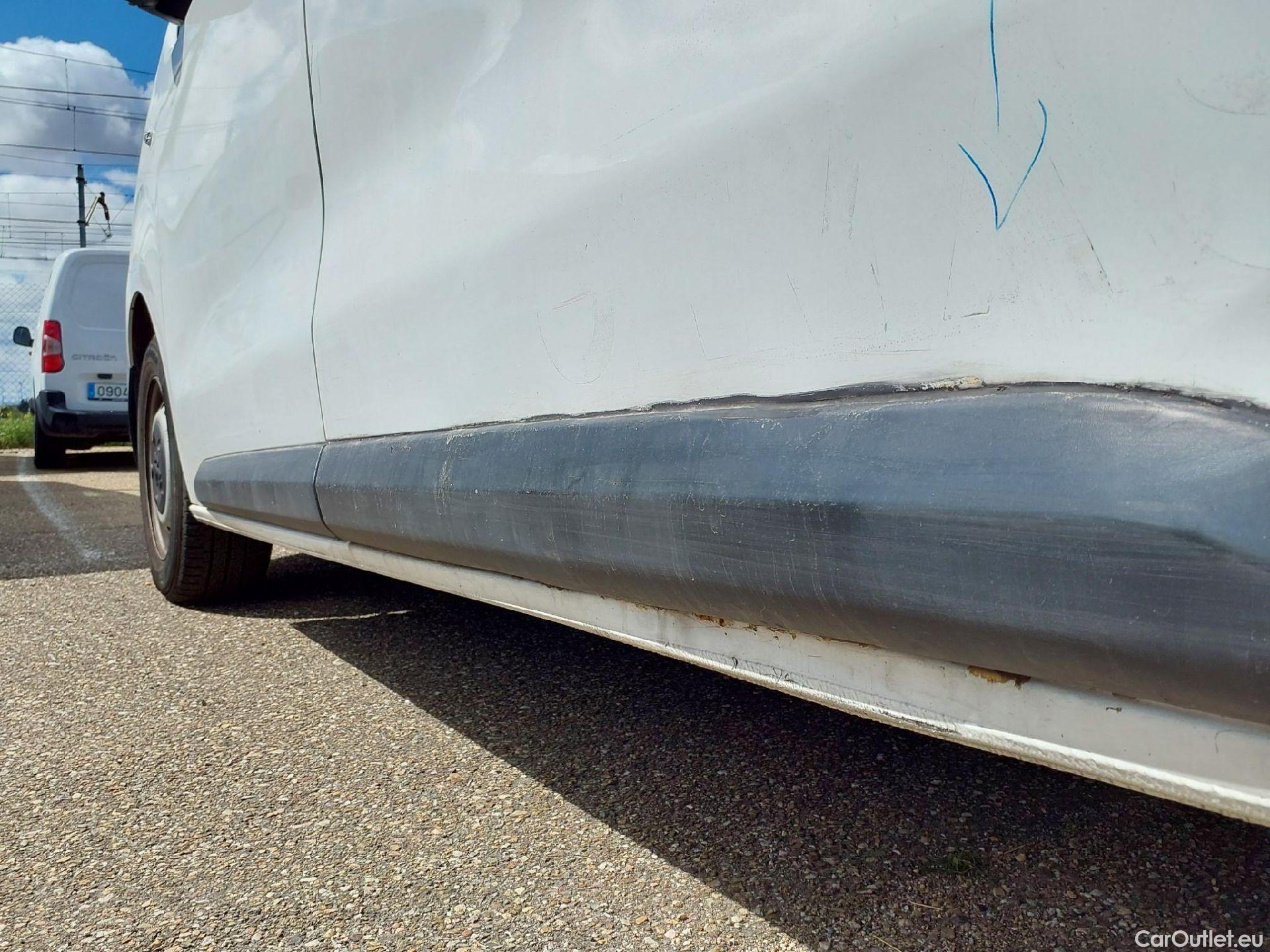  Peugeot  Expert PEUGEOT  / 2016 / 4P / furgón Furgón Pro 2.0 BlueHDi 120 S&S Standard #11