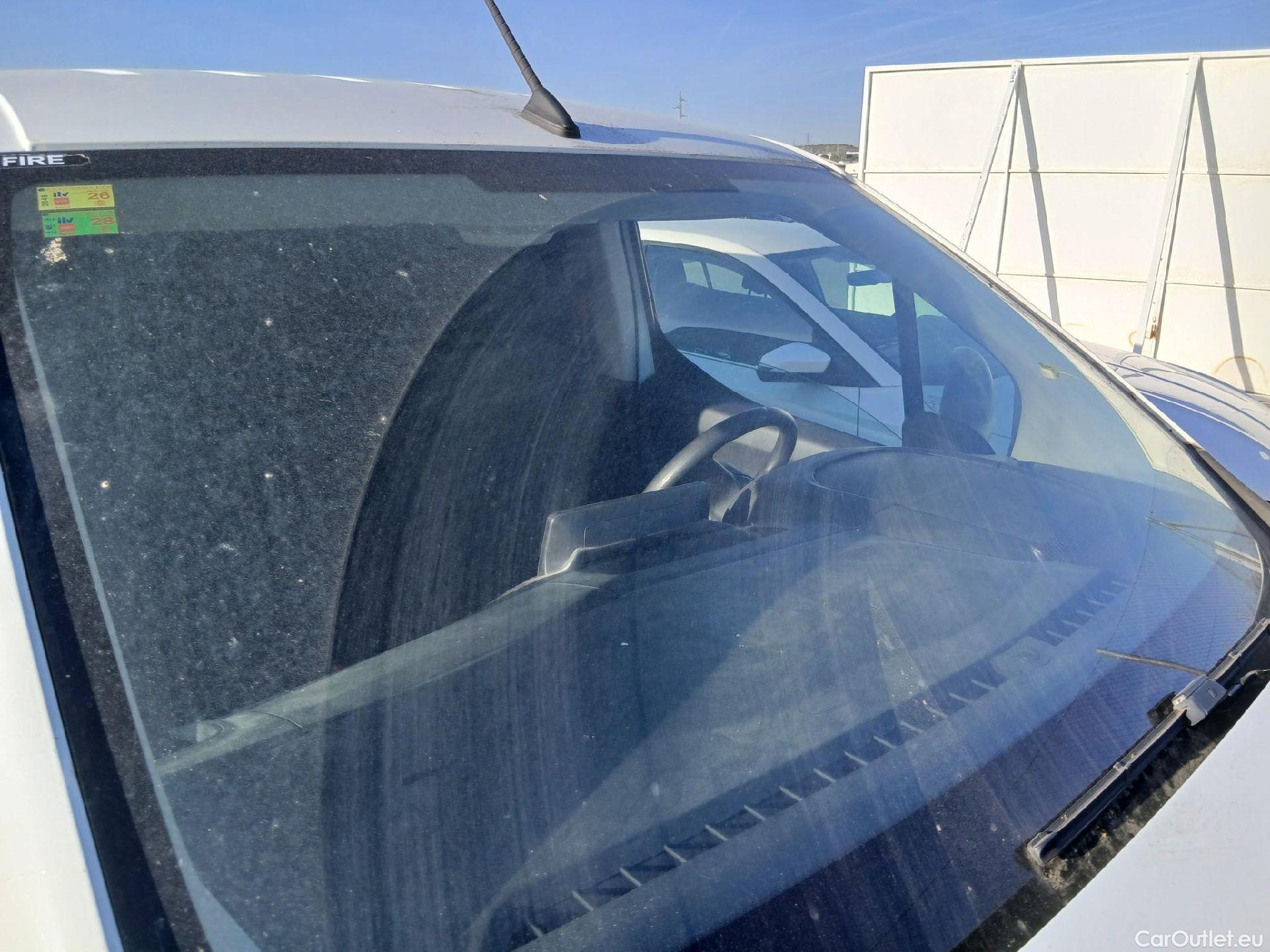  Citroen  Berlingo CITROEN  / 2018 / 3P / furgón derivado de turismo Talla M BlueHDi 100 CONTROL #1