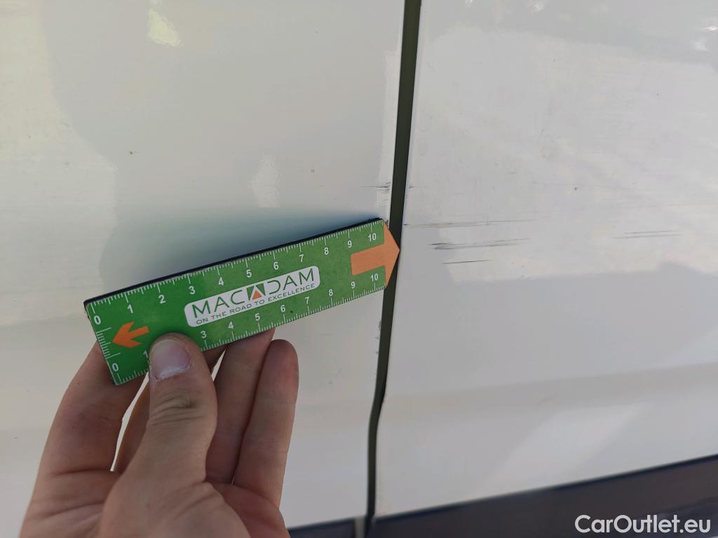  Opel  Combo OPEL  / 2018 / 3P / furgón derivado de turismo 1.5 TD 75kW (100CV) Express L H1 650kg (AC) #66