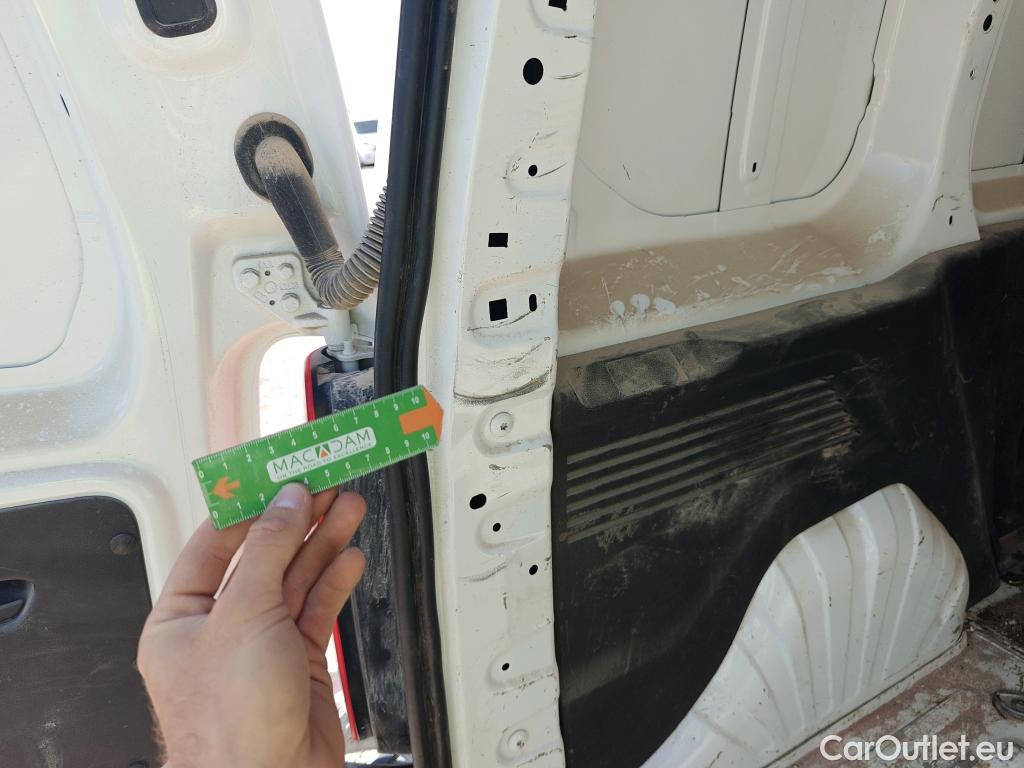  Opel  Combo OPEL  / 2018 / 3P / furgón derivado de turismo 1.5 TD 75kW (100CV) Express L H1 650kg (AC) #14