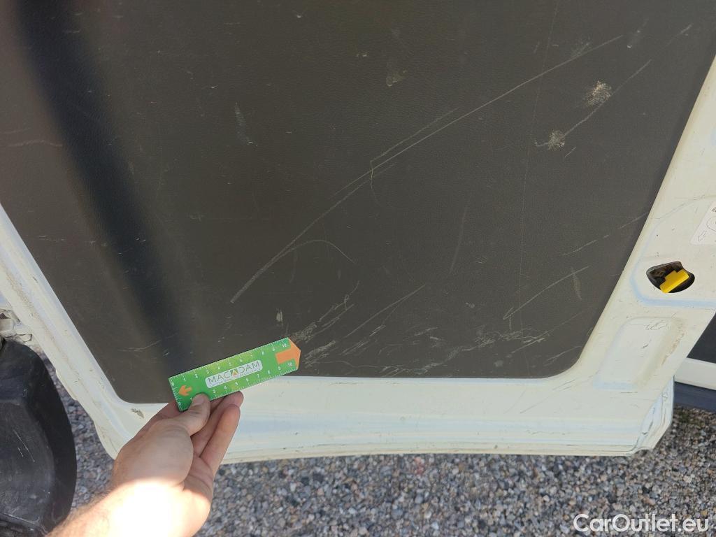  Ford  Transit FORD  / 2013 / 4P / furgón 350 96kW L4H3 Van Trend RWD #32