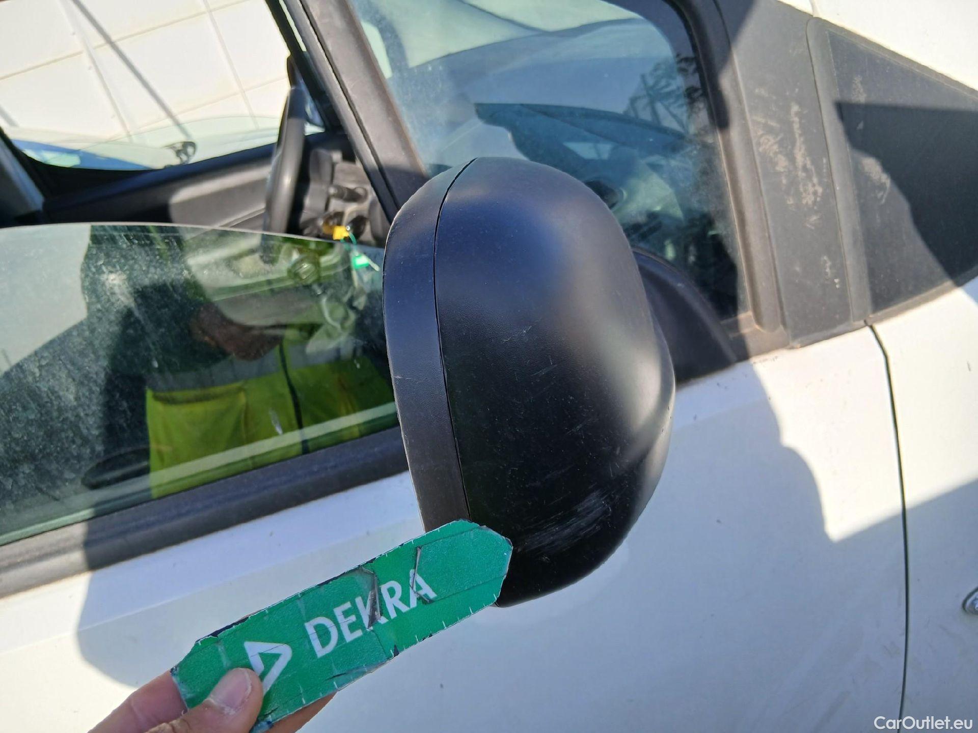  Citroen  Berlingo CITROEN  / 2018 / 3P / furgón derivado de turismo Talla M BlueHDi 100 CONTROL #46