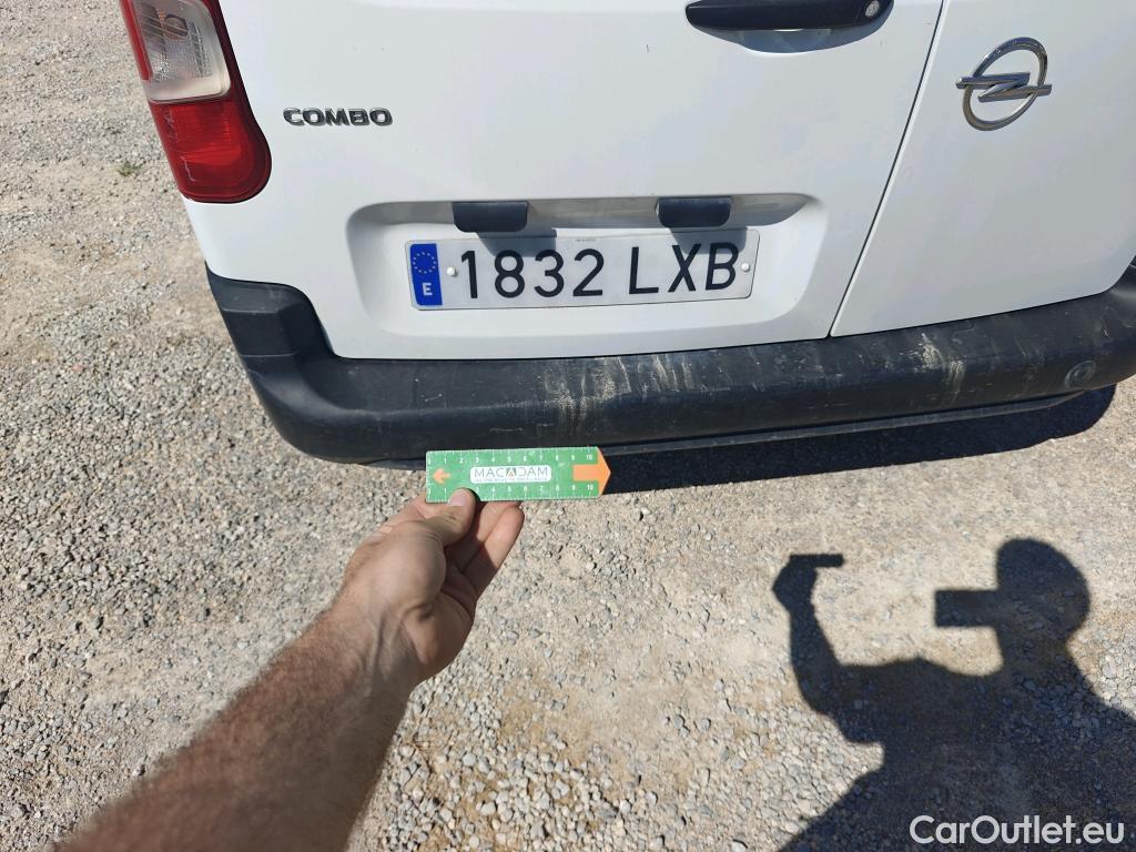  Opel  Combo OPEL  / 2018 / 3P / furgón derivado de turismo 1.5 TD 75kW (100CV) Express L H1 650kg (AC) #24