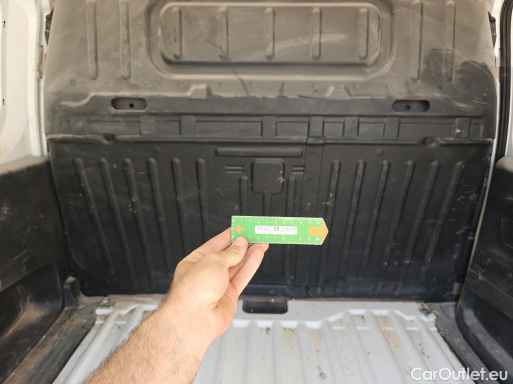  Opel  Combo OPEL  / 2018 / 3P / furgón derivado de turismo 1.5 TD 75kW (100CV) Express L H1 650kg (AC) #17