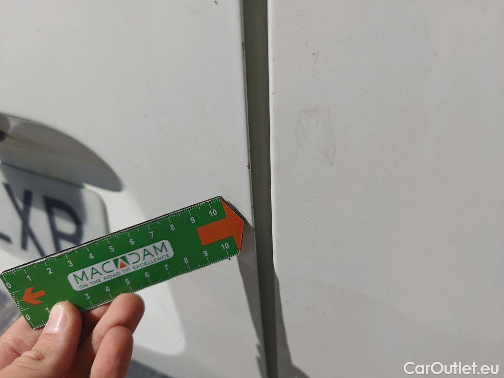  Opel  Combo OPEL  / 2018 / 3P / furgón derivado de turismo 1.5 TD 75kW (100CV) Express L H1 650kg (AC) #71