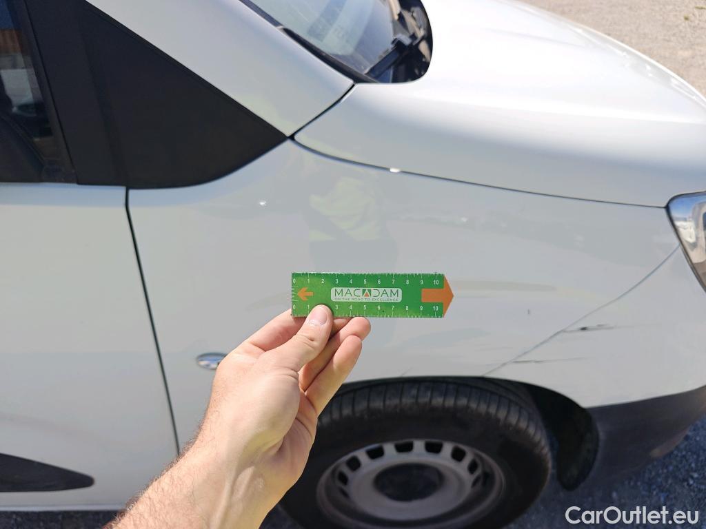  Opel  Combo OPEL  / 2018 / 3P / furgón derivado de turismo 1.5 TD 75kW (100CV) Express L H1 650kg (AC) #9