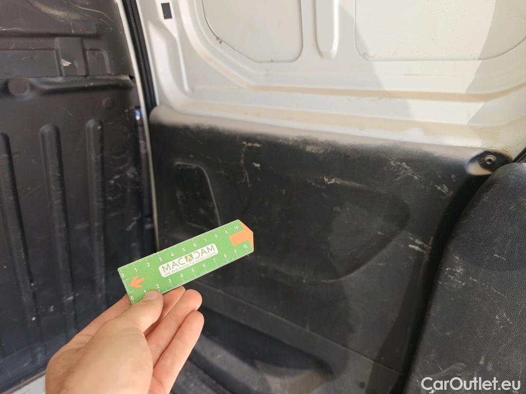  Opel  Combo OPEL  / 2018 / 3P / furgón derivado de turismo 1.5 TD 75kW (100CV) Express L H1 650kg (AC) #40