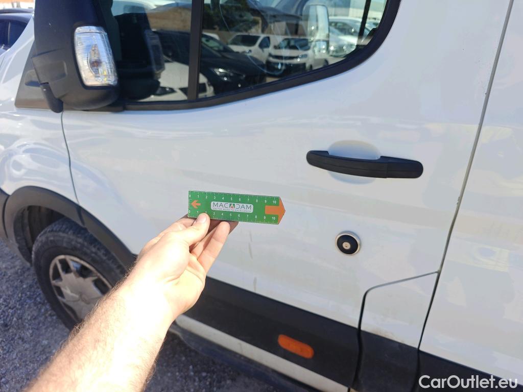  Ford  Transit FORD  / 2013 / 4P / furgón 350 96kW L4H3 Van Trend RWD #53