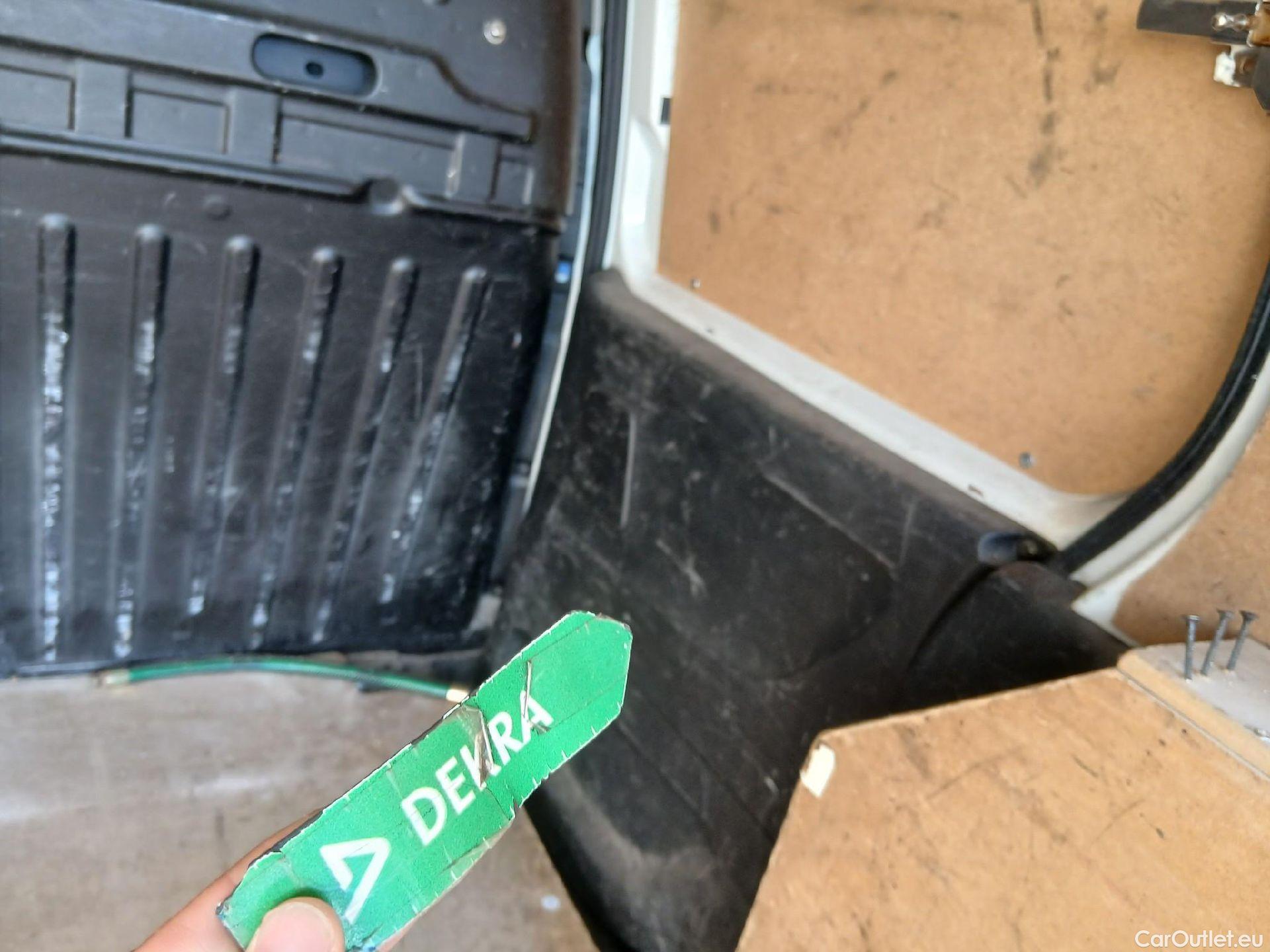  Citroen  Berlingo CITROEN  / 2018 / 3P / furgón derivado de turismo Talla M BlueHDi 100 CONTROL #37