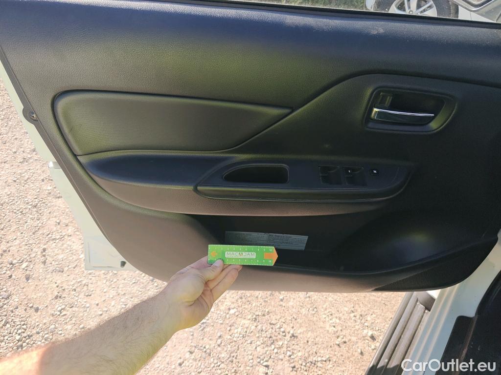  Mitsubishi  L200  / 2019 / 4P / pickup doble cabina D/C 220 DI-D M-Pro #23