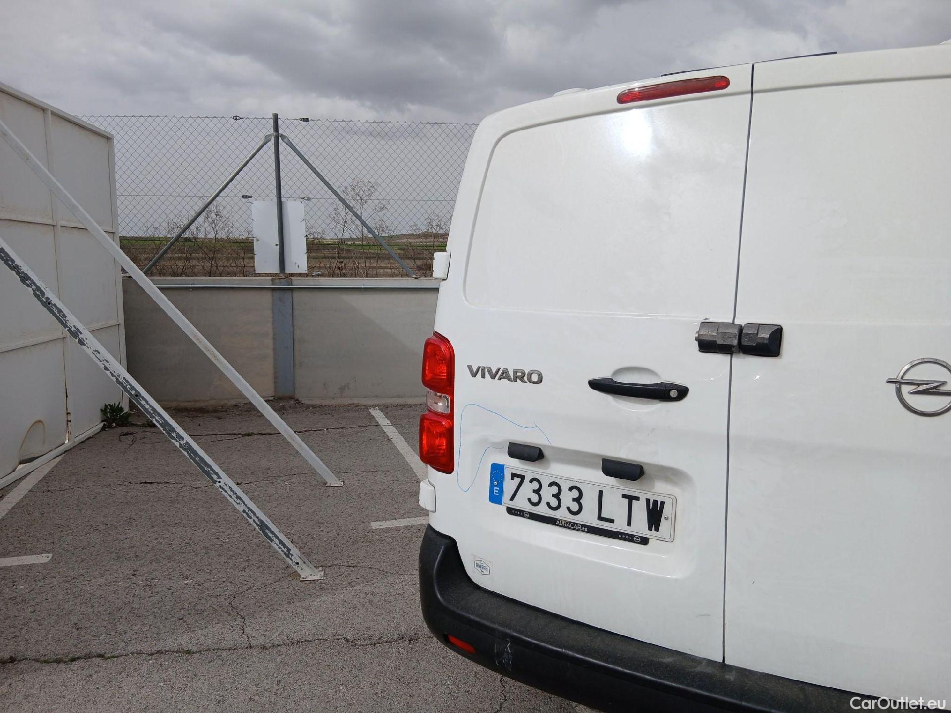  Opel  Vivaro OPEL  / 2019 / 4P / furgón 1.5 Diésel 74kW(100CV)M Std Exp #20