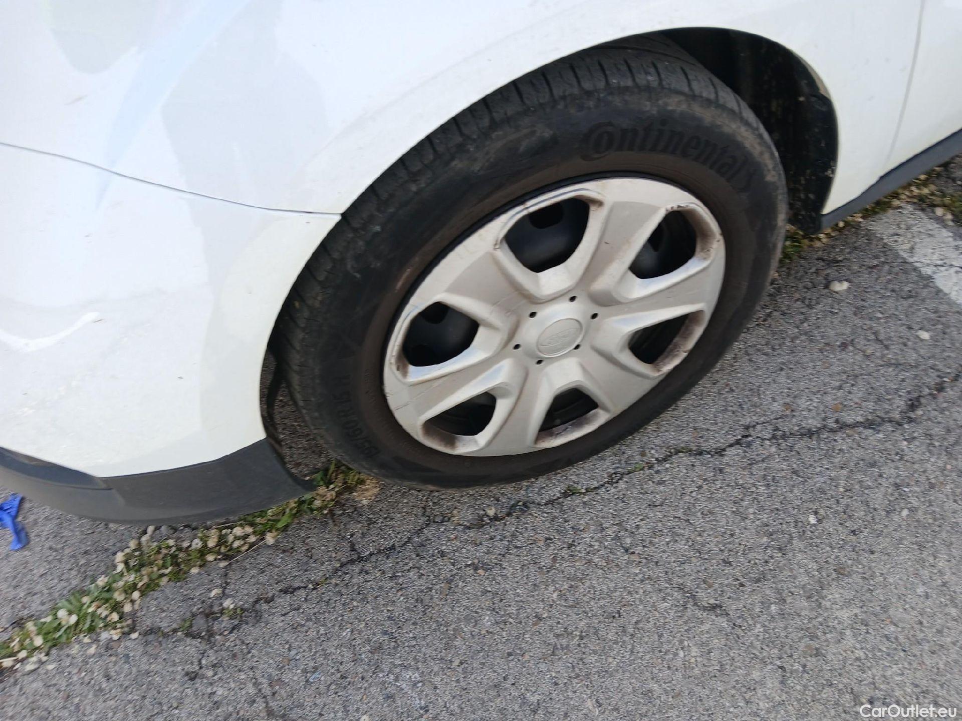  Ford  Transit FORD  Courier/2014/4P/furgón der.turis Van 1.5 TDCi 75kW Trend #13