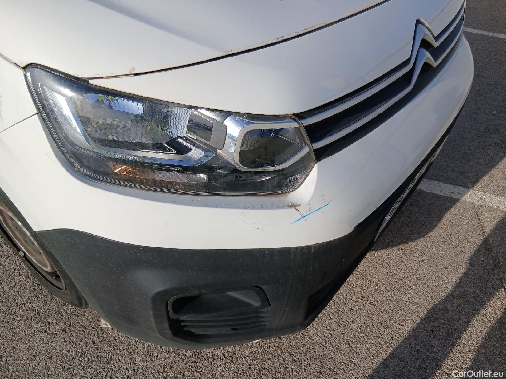  Citroen  Berlingo CITROEN  / 2018 / 3P / furgón derivado de turismo Talla M BlueHDi 100 CONTROL #3