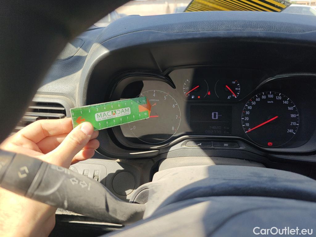  Opel  Combo OPEL  / 2018 / 3P / furgón derivado de turismo 1.5 TD 75kW (100CV) Express L H1 650kg (AC) #59