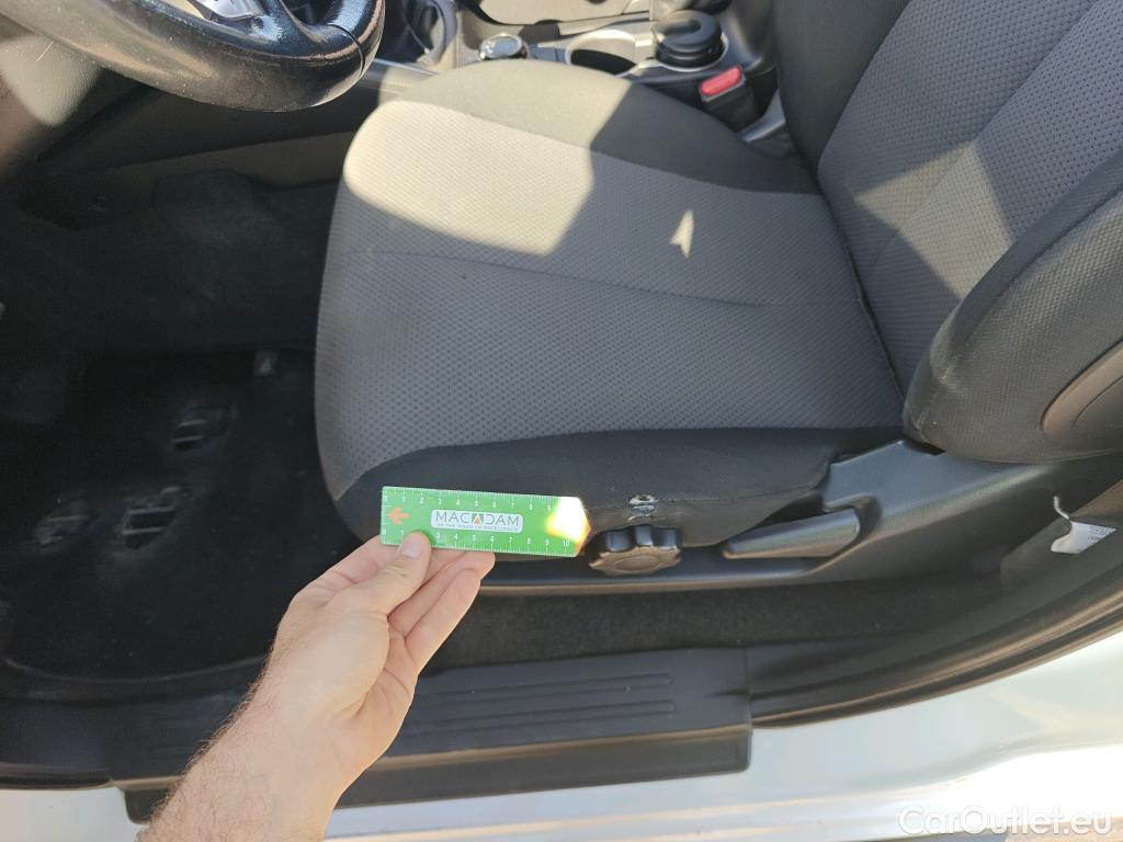  Mitsubishi  L200  / 2019 / 4P / pickup doble cabina D/C 220 DI-D M-Pro #18