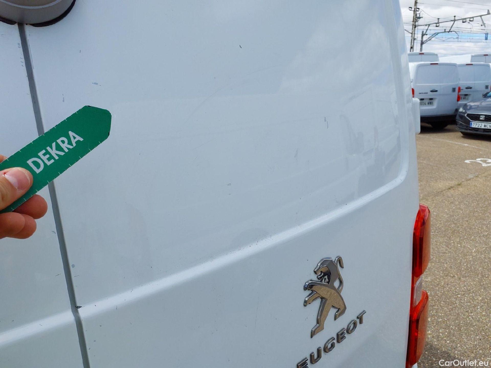  Peugeot  Expert PEUGEOT  / 2016 / 4P / furgón Furgón Pro 2.0 BlueHDi 120 S&S Standard #17