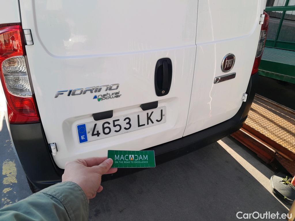  Fiat  Fiorino FIAT  / 2016 / 3P / furgón derivado de turismo Cargo Base 1.4 Natural Power 51kW (70CV) ** #1