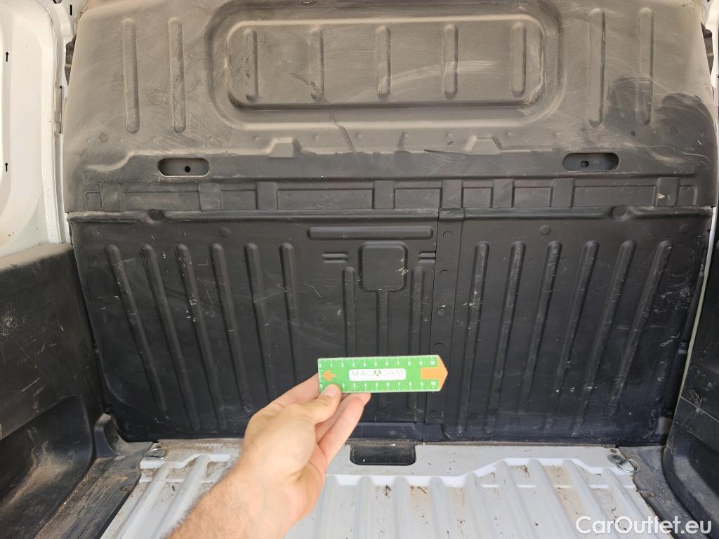  Opel  Combo OPEL  / 2018 / 3P / furgón derivado de turismo 1.5 TD 75kW (100CV) Express L H1 650kg (AC) #18