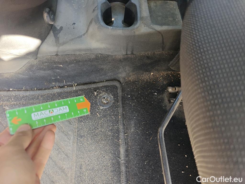  Opel  Combo OPEL  / 2018 / 3P / furgón derivado de turismo 1.5 TD 75kW (100CV) Express L H1 650kg (AC) #63