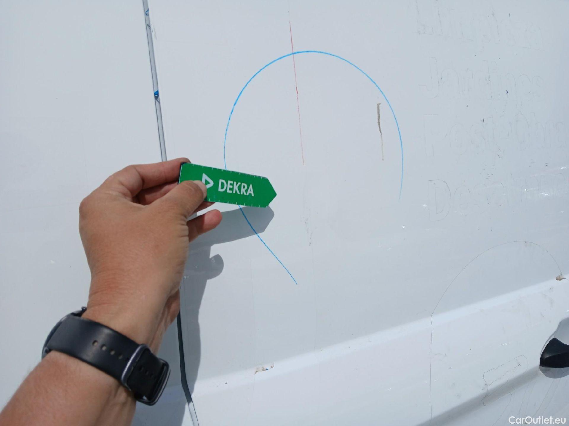  Ford  Transit FORD  Courier/2014/4P/furgón der.turis Van 1.5 TDCi 75kW Trend #25