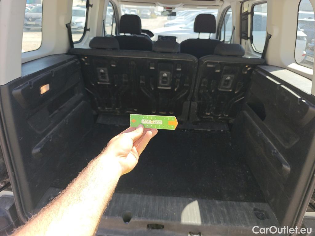  Peugeot  RIFTER PEUGEOT  / 2018 / 4P / combi Active Standard BlueHDi 73kW (IND) #4