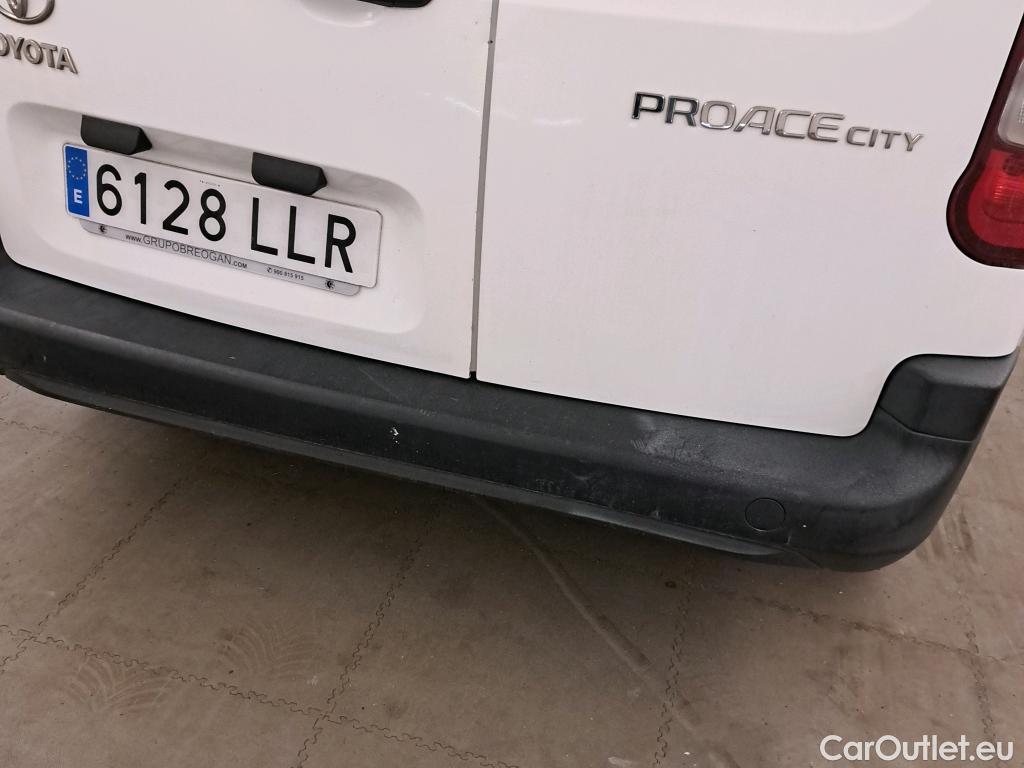  Toyota  Proace TOYOTA  City / 2020 / 4P / combi 1.5D 75kW (100CV) GX L1 (CX) #37