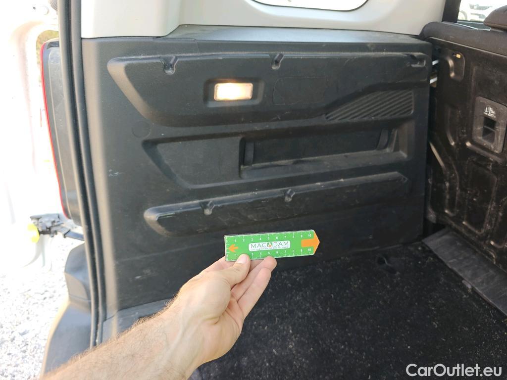  Peugeot  RIFTER PEUGEOT  / 2018 / 4P / combi Active Standard BlueHDi 73kW (IND) #28