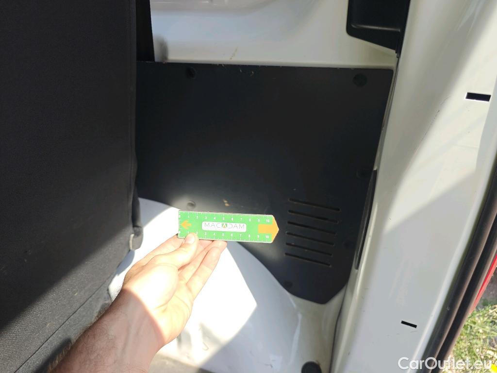  Peugeot  Expert PEUGEOT  / 2016 / 4P / combi Combi BlueHDi 120 S&S Standard #50