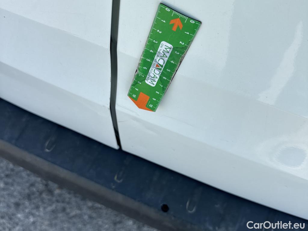  Renault  Kangoo  Furgón/2021/4P L1 1.5 Blue dCi 55kW (75CV) #18