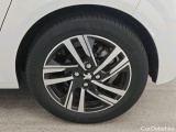  Peugeot  208 Peugeot  Allure 1.2 PureTech 100 5d #18