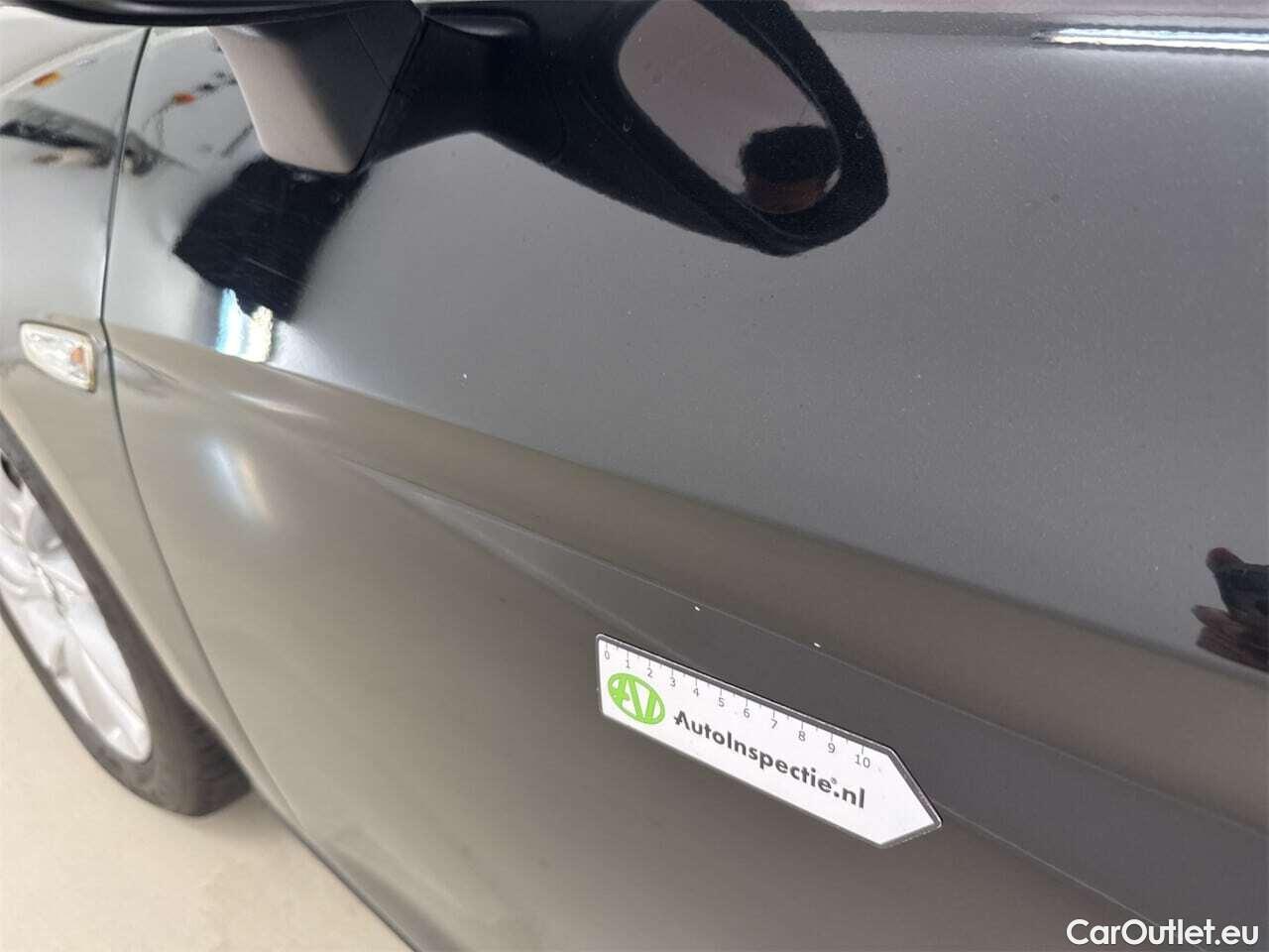  Opel  Astra 1.5 Turbo D Start/Stop Eleganc #2