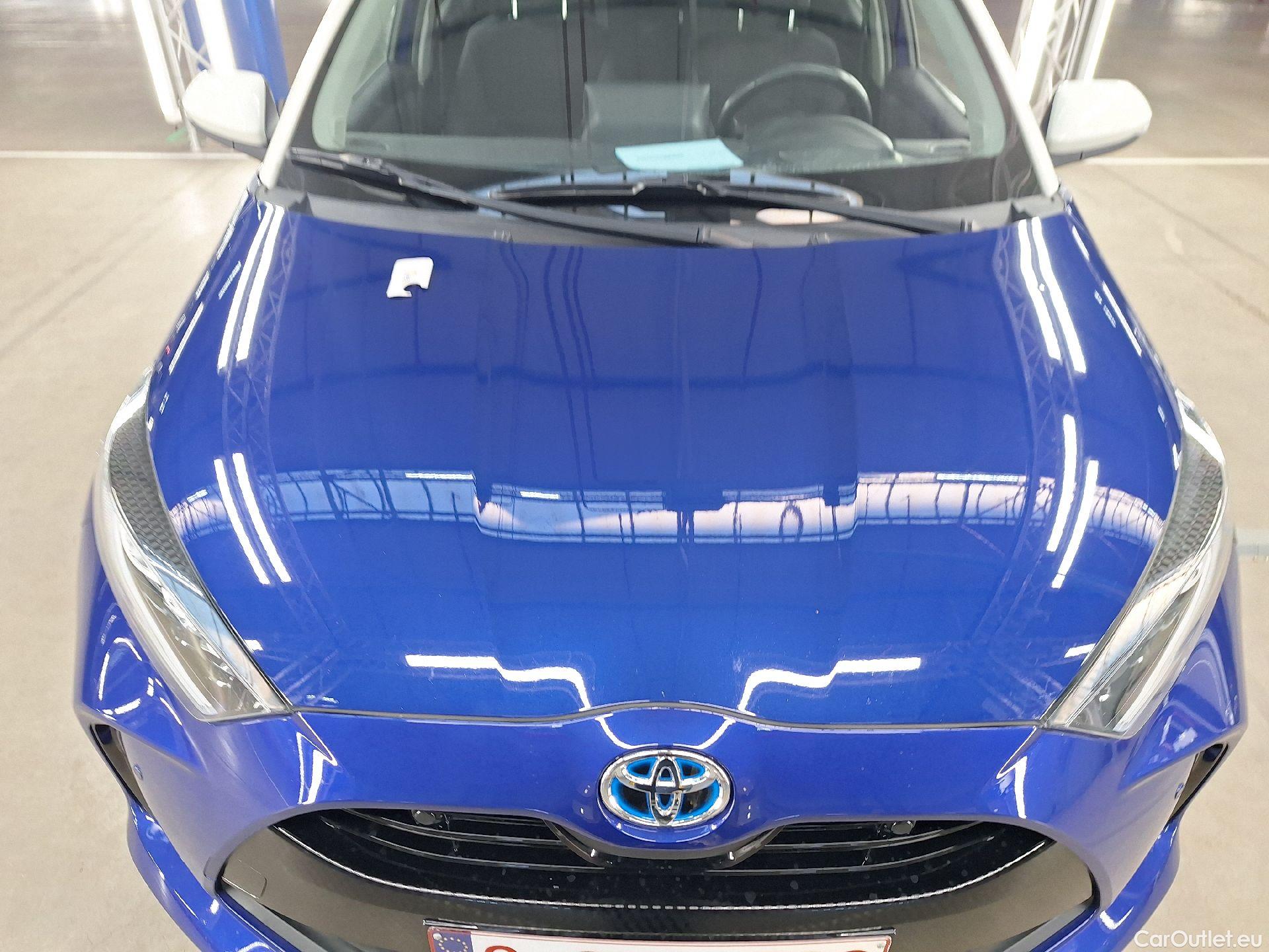  Toyota  Yaris Toyota,  '20, Toyota  1.5 VVT-i Hybrid Iconic e-CVT 5d #1