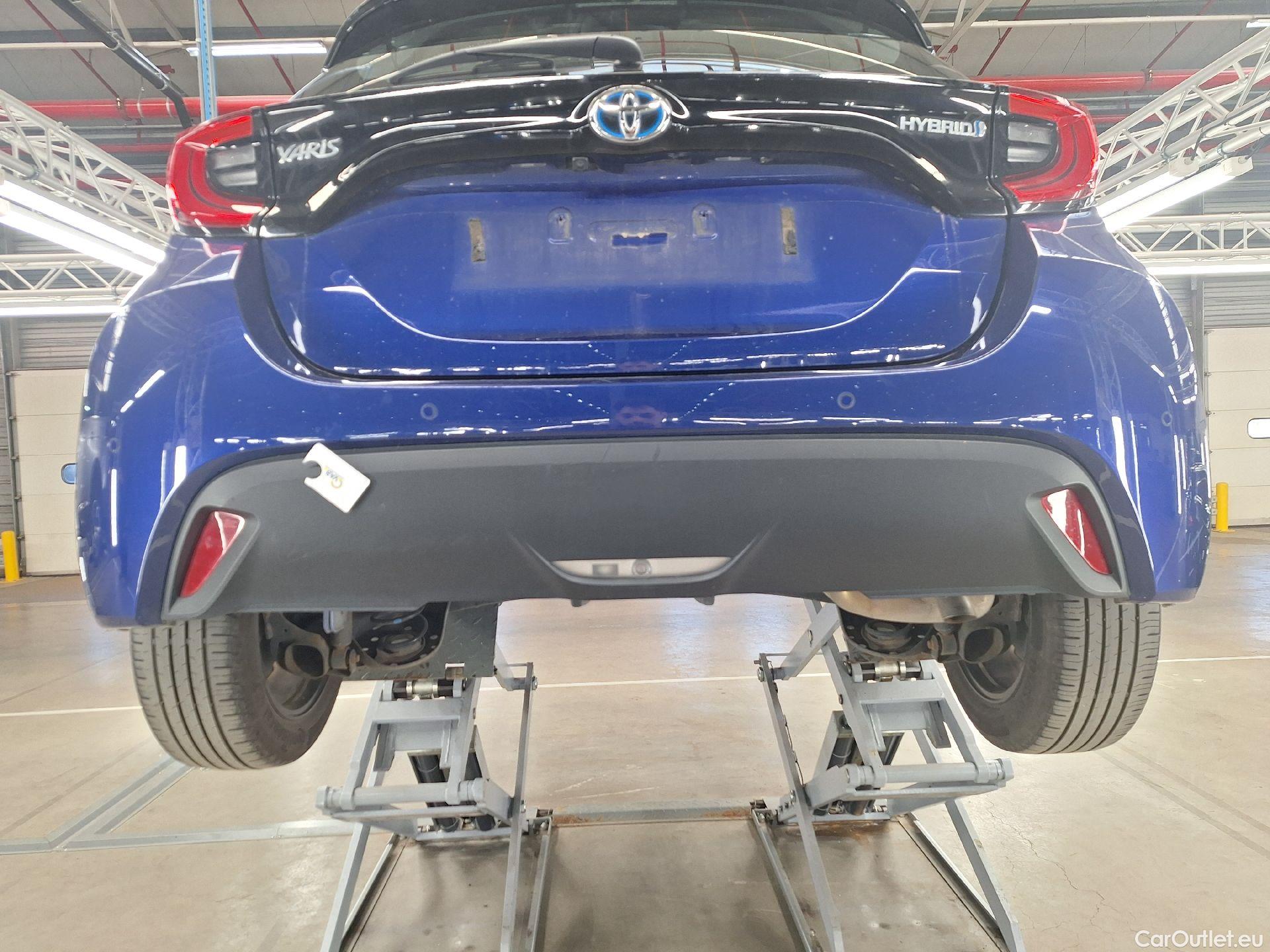  Toyota  Yaris Toyota,  '20, Toyota  1.5 VVT-i Hybrid Iconic e-CVT 5d #39