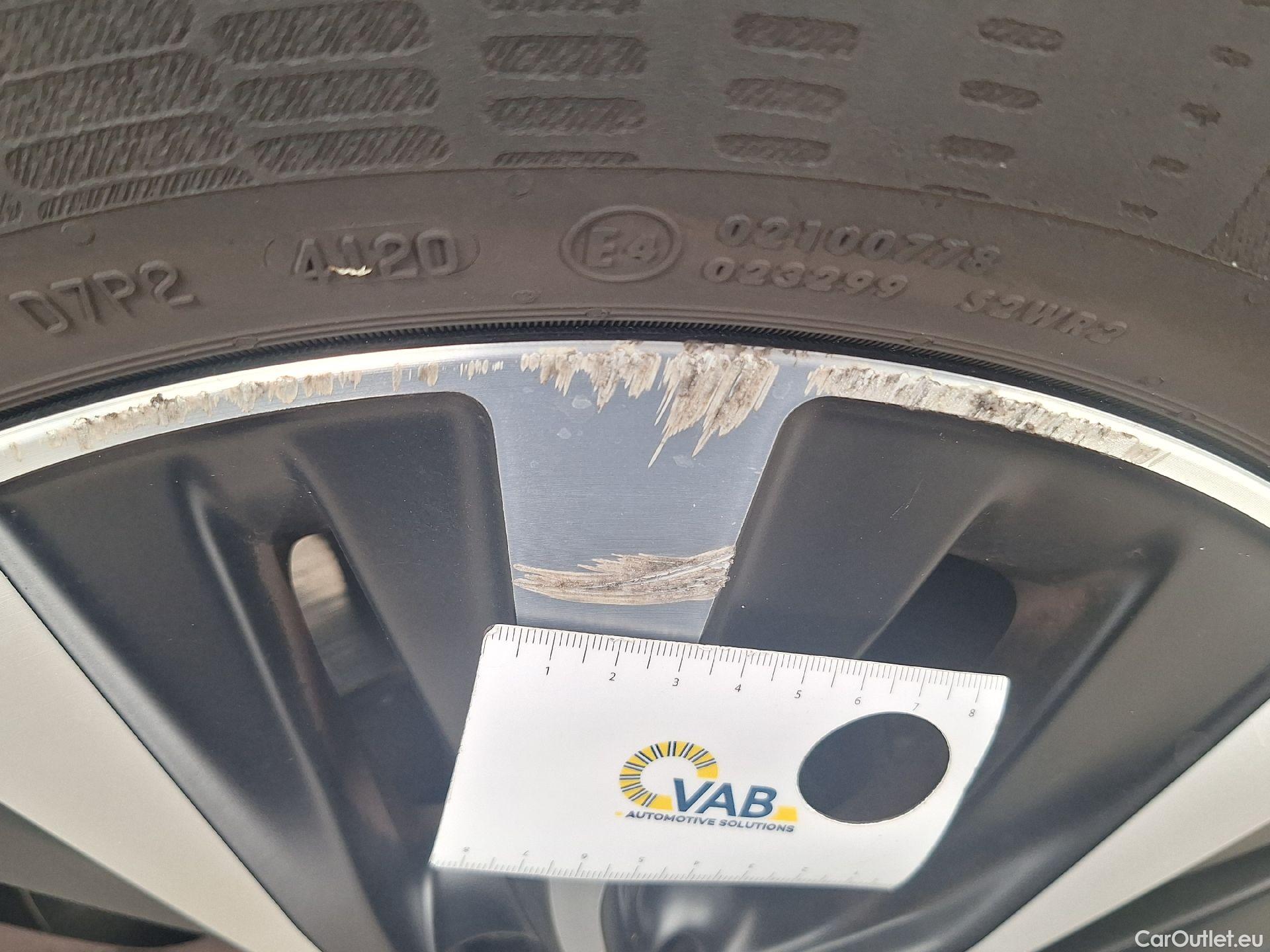  Mercedes  A-Klasse Mercedes, A-Class Berline '18, Mercedes-Benz  Limousine A 180 Business So #23