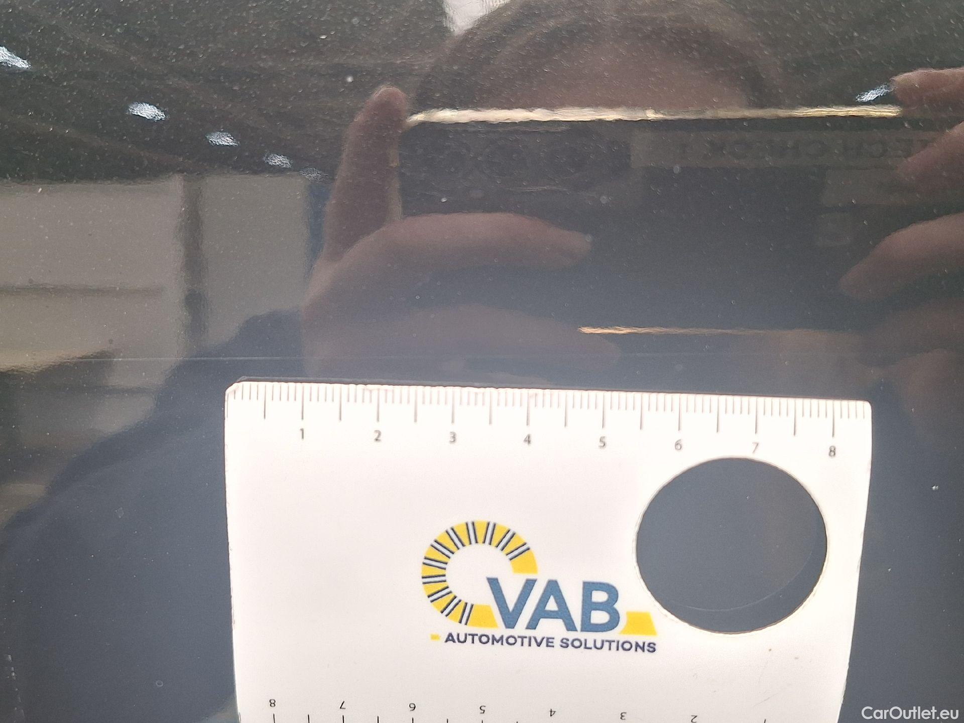  Mercedes  A-Klasse Mercedes, A-Class Berline '18, Mercedes-Benz  Limousine A 180 Business So #38