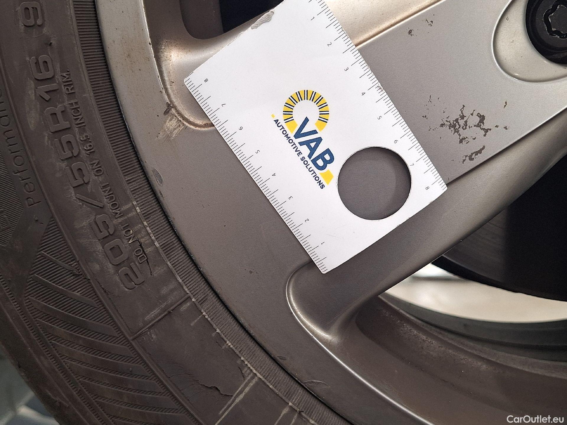  Bmw  Serie 1 BMW, 1-serie '19, BMW 1 Reeks Hatch 118iA (100 kW) 5d #60