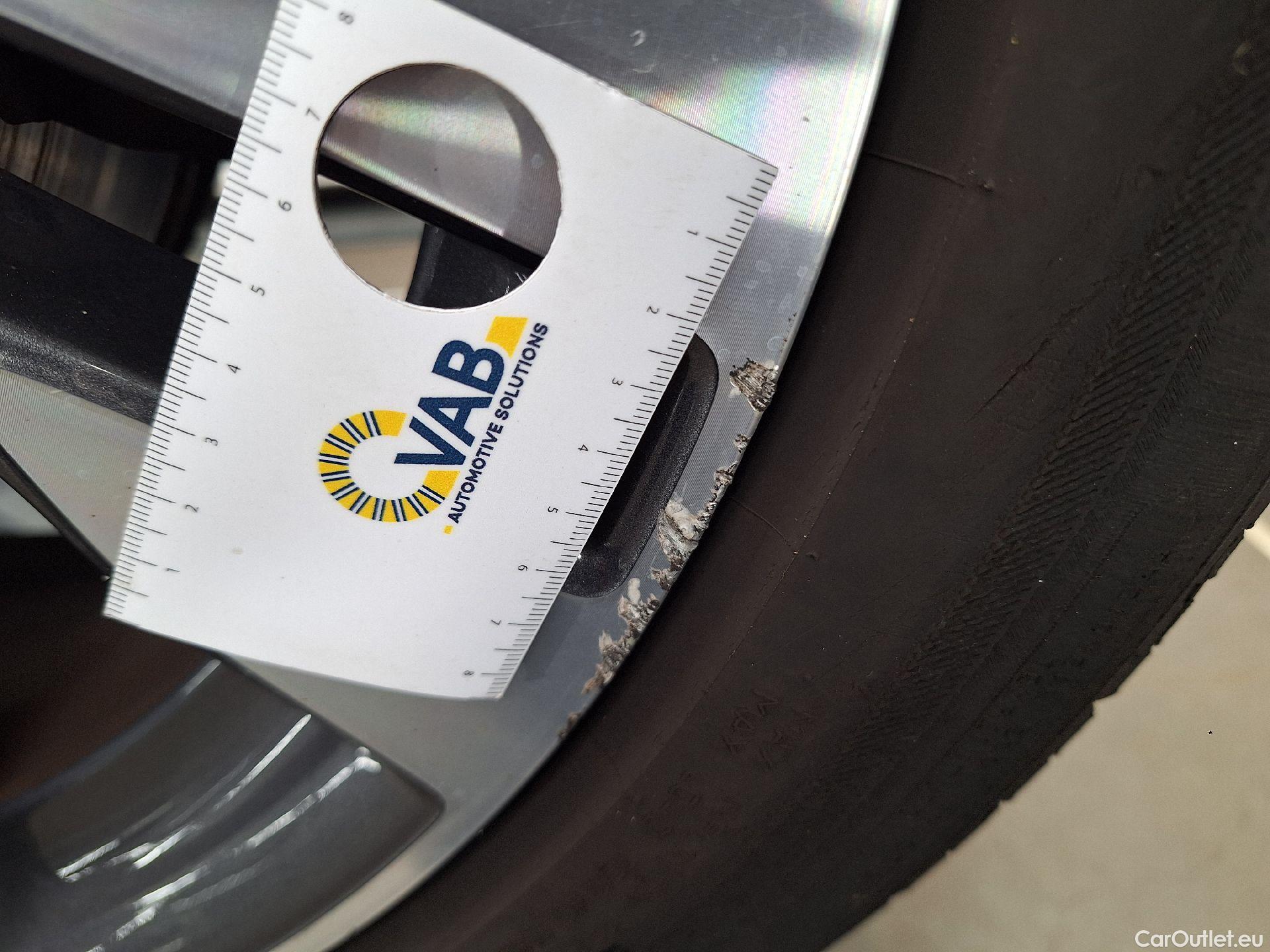  Opel   Grandland X Opel, '17, Opel 1.2 Turbo ECOTEC S/S MT6 Innovati #58