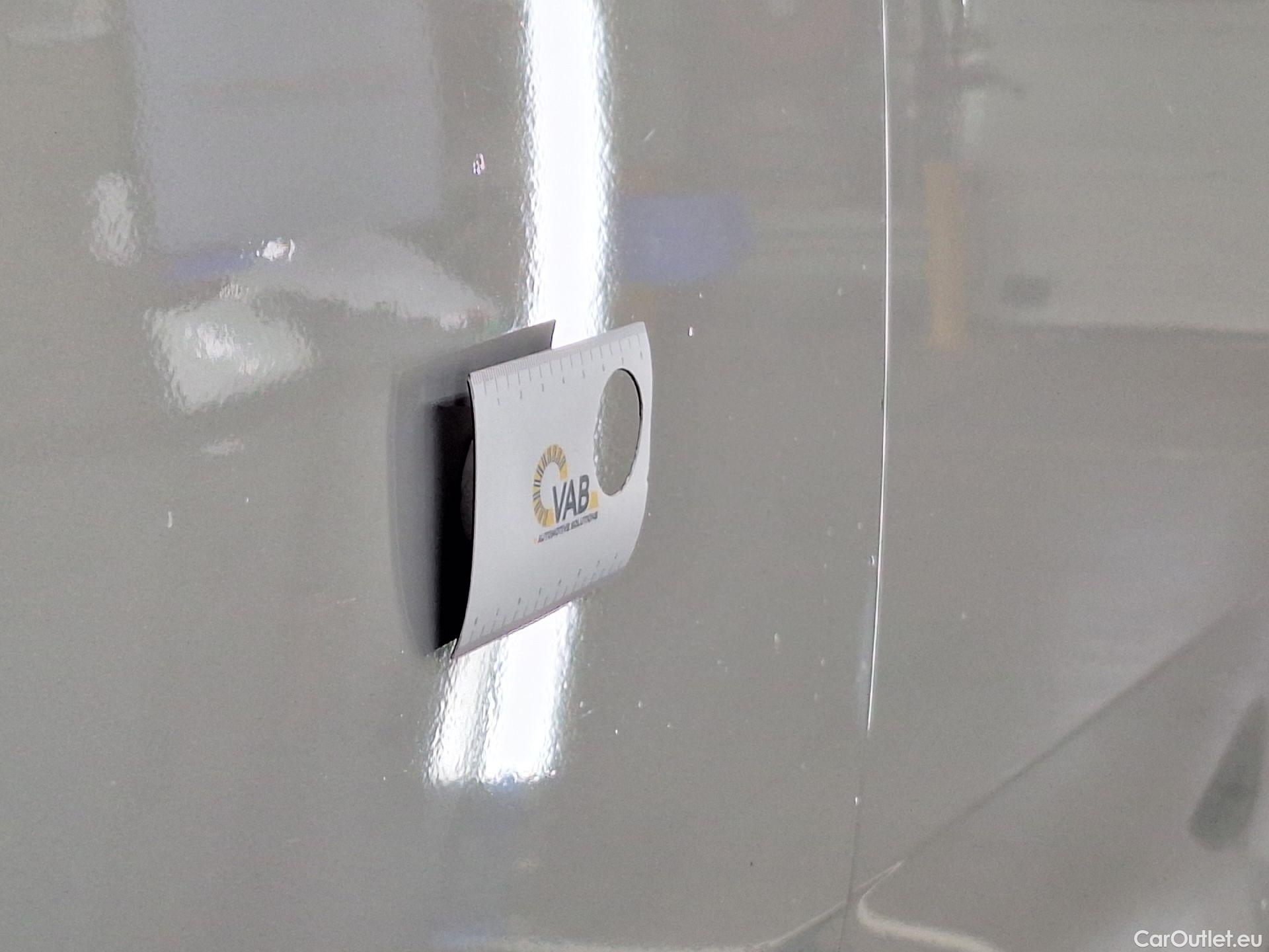  DS  DS7 DS,  CB '17 PHEV, DS 7 Crossback E-Tense Bastille + 5d #44