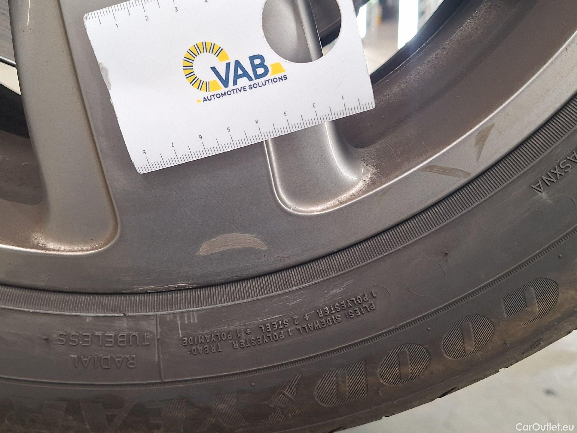  Bmw  Serie 1 BMW, 1-serie '19, BMW 1 Reeks Hatch 118iA (100 kW) 5d #59